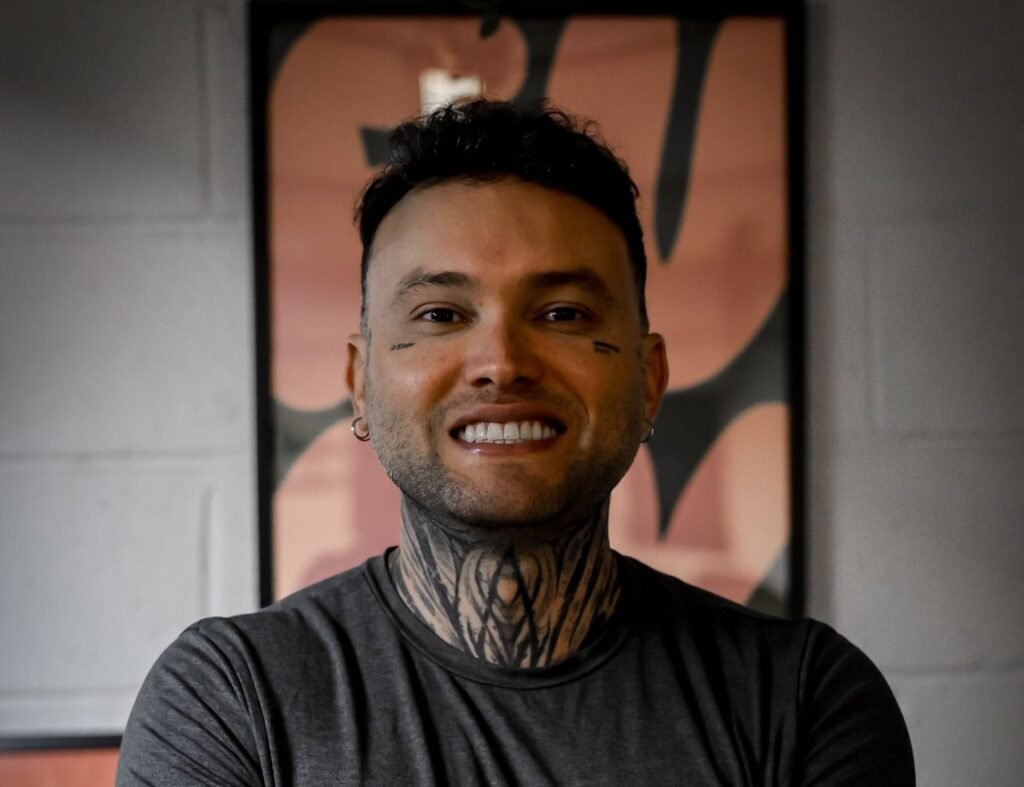 Como a tecnologia pode reorganizar o processo criativo na tatuagem e por que os EUA se tornaram parte desse caminho