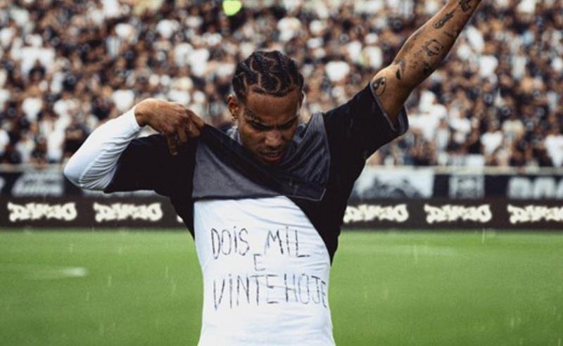 Danzo apresenta DOISMILEVINTEHOJE, álbum que expande o trap brasileiro para novas geografias sonoras